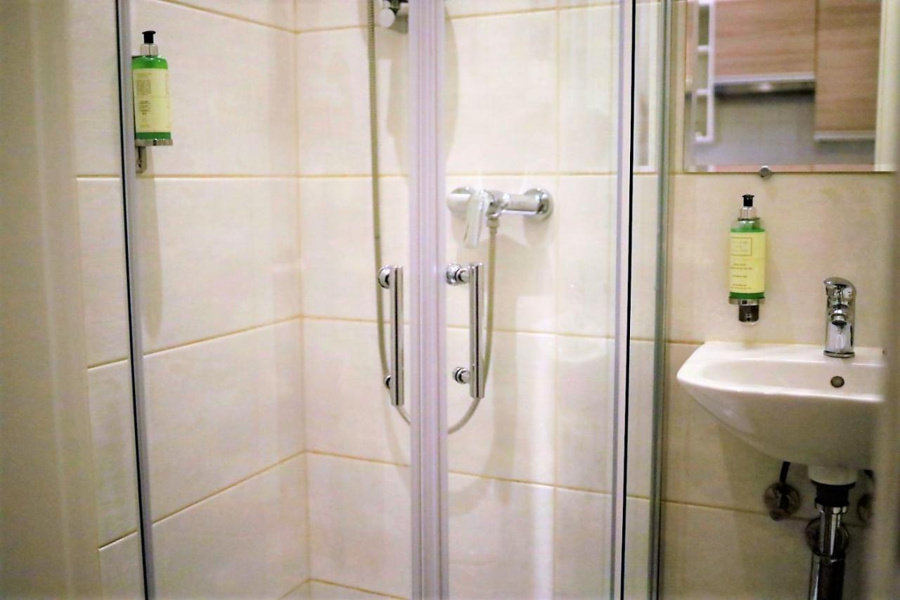 Zyblikiewicza Friendly Apartment 2 Krakow Luaran gambar