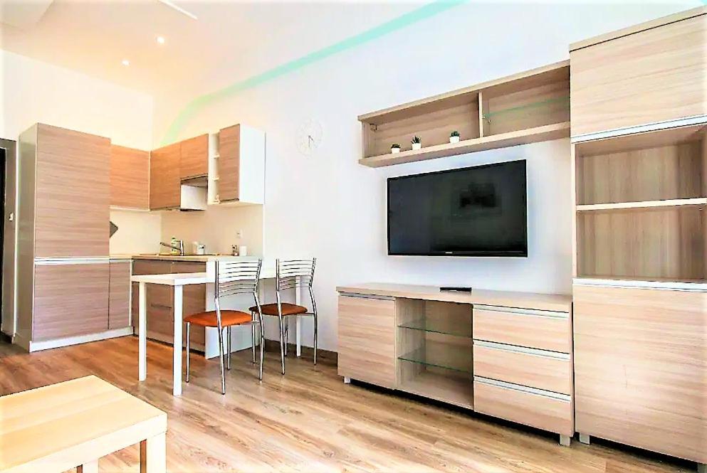 Zyblikiewicza Friendly Apartment 2 Krakow Luaran gambar